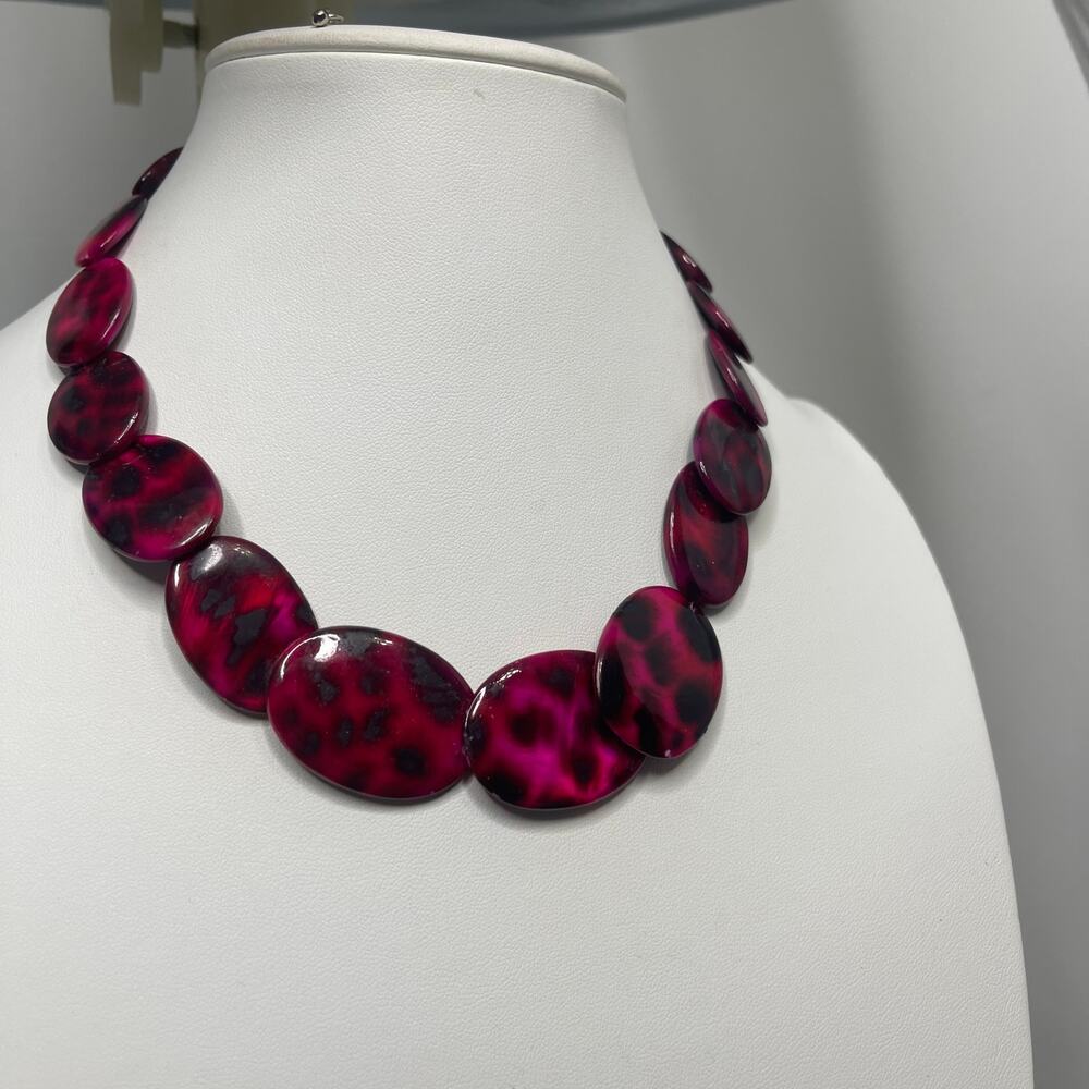 magenta pink and black cheetah necklace disks costume jewelry trendy fashion - Picture 5 of 7